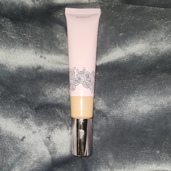 Girlactik 2-in-1 Luminous Tint Foundation - Cream - Picture 3 of 6